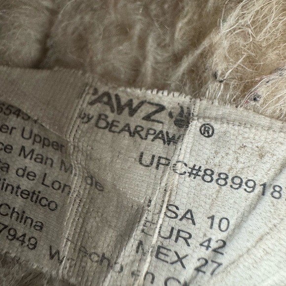 Bear Paw Loki II Cozy Tan Slippers with Cream Lining - Picture 6 of 6